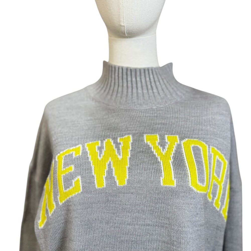 DKNY Jeans “New York” Gray Mock Neck Sweater Women’s Size S NWT | Cozy Pullover - Picture 2 of 8